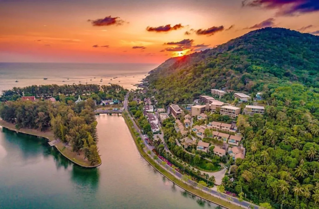 无边泳池度假别墅,无边泳池海景别墅