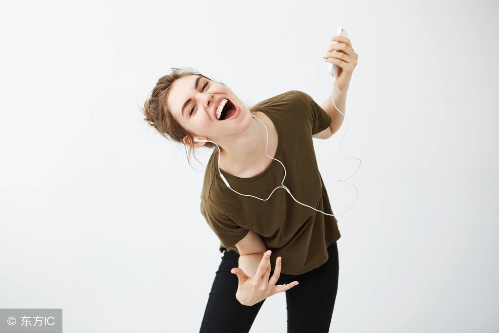 唱歌没有感情怎么办,唱歌全是感情没有一点技巧