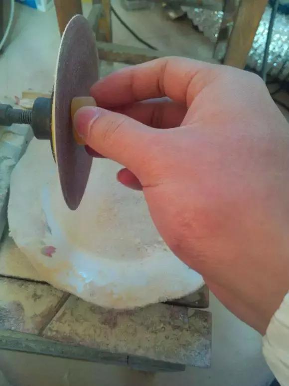 蜜蜡打磨教程戒面,蜜蜡圆珠怎么打磨成桶珠