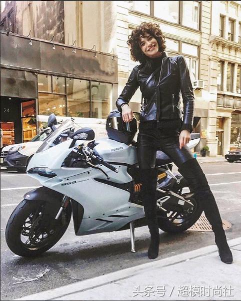 机车女孩杜卡迪,机车女孩杜卡迪959