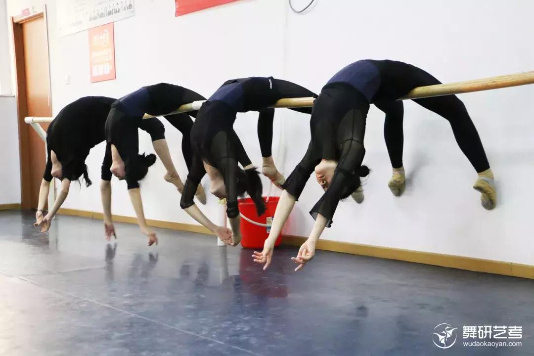 家长反映孩子的舞蹈基本功退步了,开学舞蹈课如何让孩子全部回归