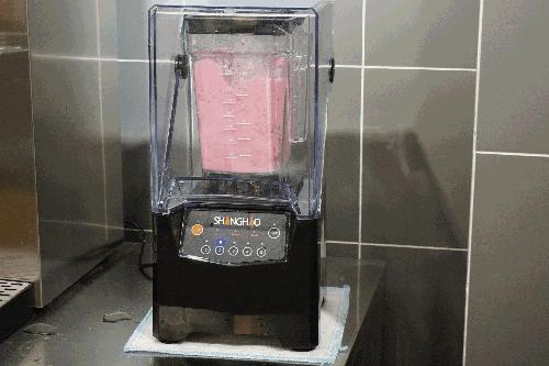 一杯茶饮的理想主义——乌茶邦