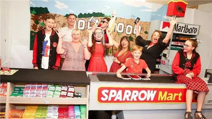 卖假货还能瞬间秒空，英国艺术家的快闪店火遍ins