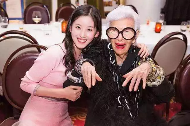 如何评价章泽天的,章泽天到底有多清醒