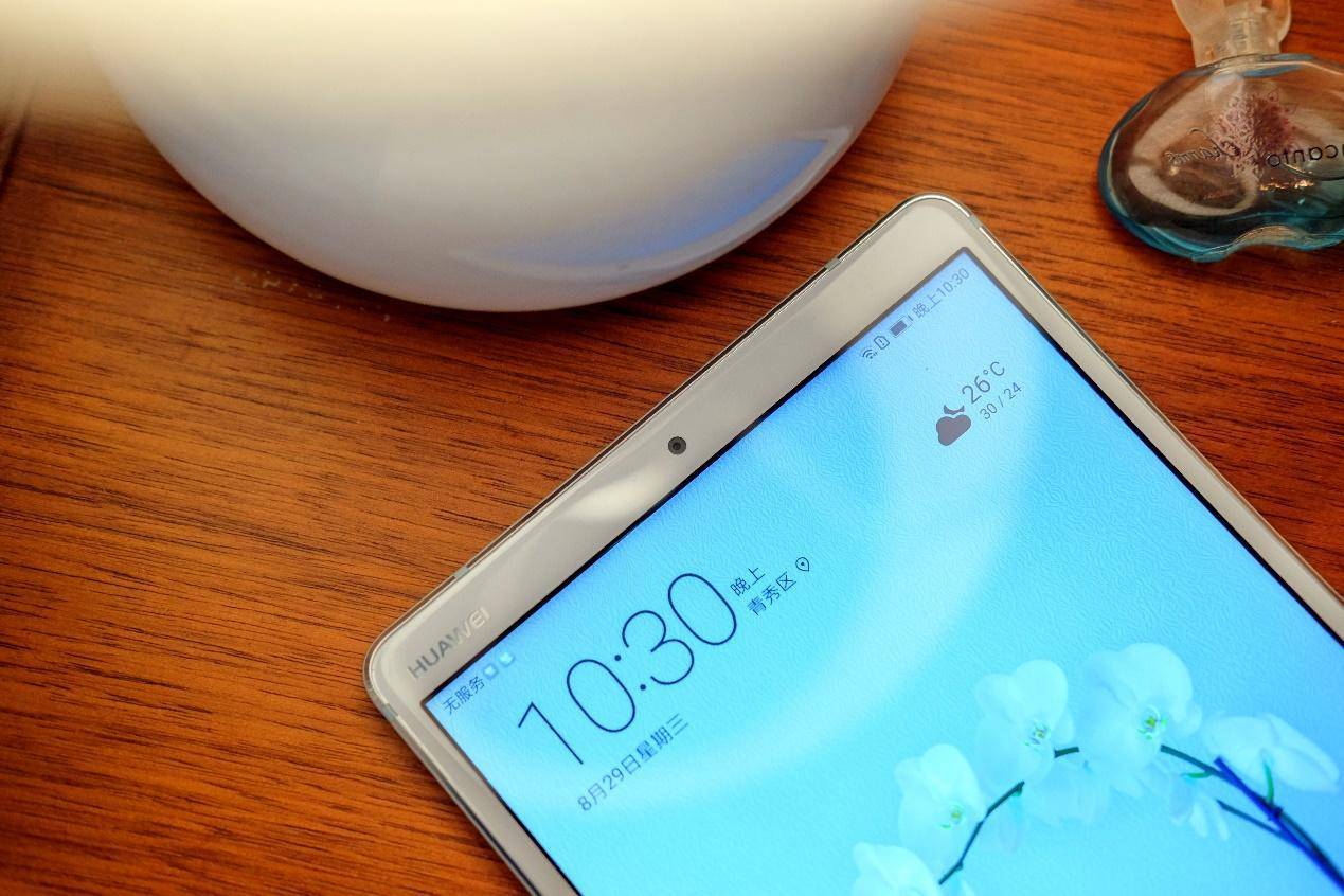 华为平板m5青春版体验视频,华为m5平板青釉版价格