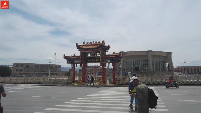 一次偶然，铸就永恒，十年驴龄的他“长存”于此-乌孙驴行记