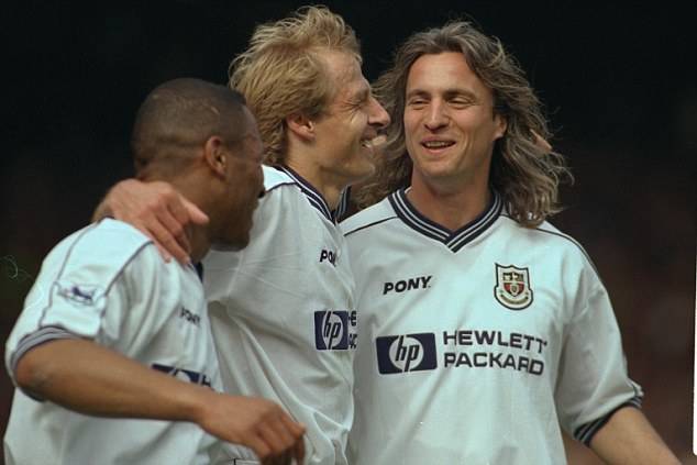 还记得夏普和O2吗？盘点英超六强胸前广告史