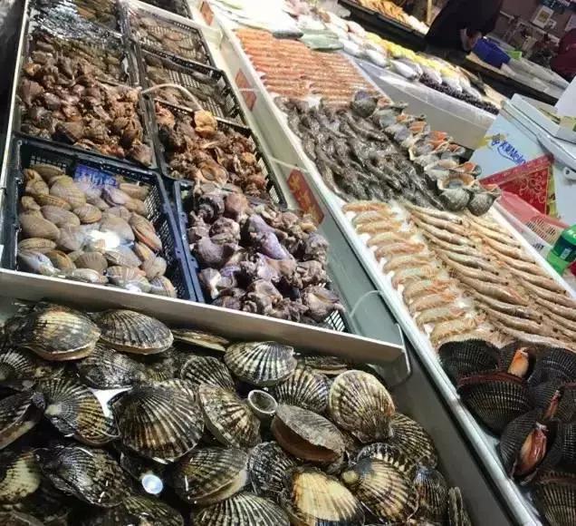 路边买海鲜被坑,外地游客去买海鲜后续