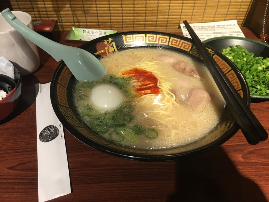 带你走进日本风土人情,跟日本女朋友一起旅游吃什么