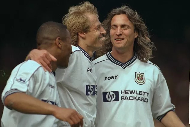 英超球队胸前广告,曼联球衣胸前广告历史