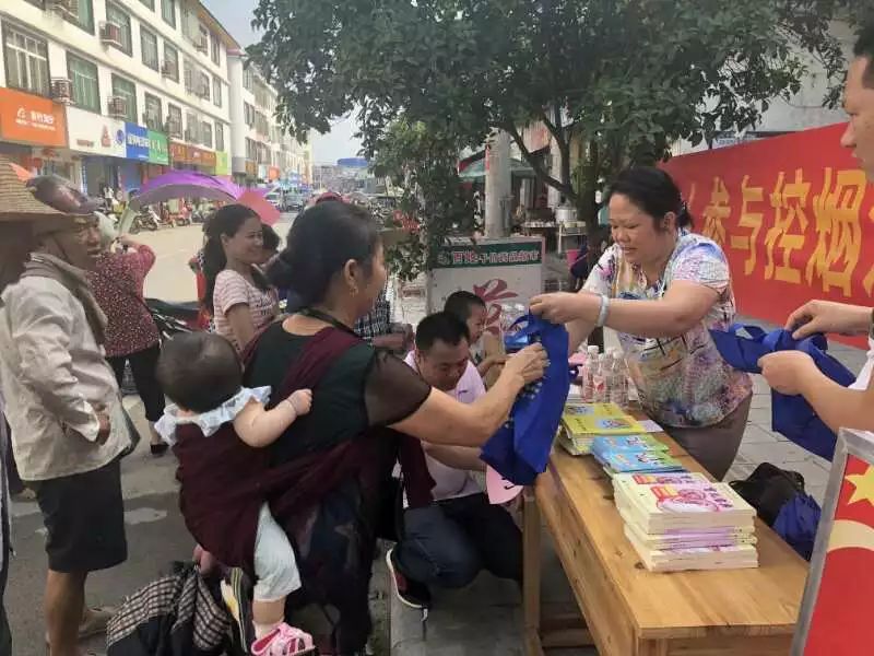 「身边典型」计生服务十五载甘用真情换真心-记栗木镇卫计所计生工作队员唐月圆