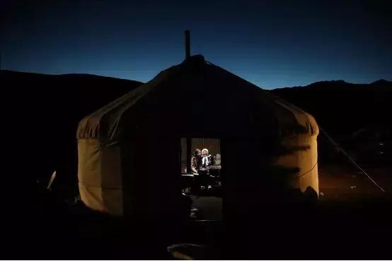 “村官”阿曼古丽一年收到近百辆摩托