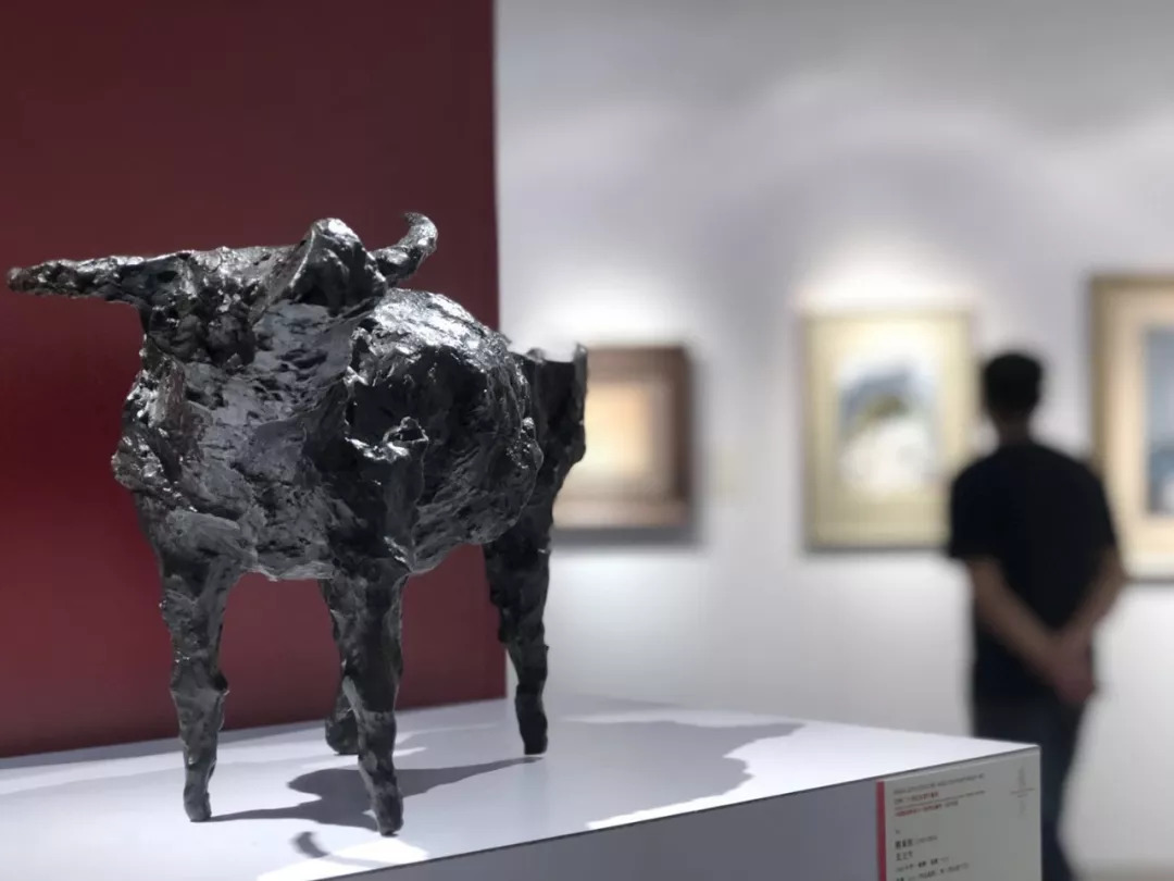 谁说高端大气就顾不上性价比?让嘉德香港来告诉你