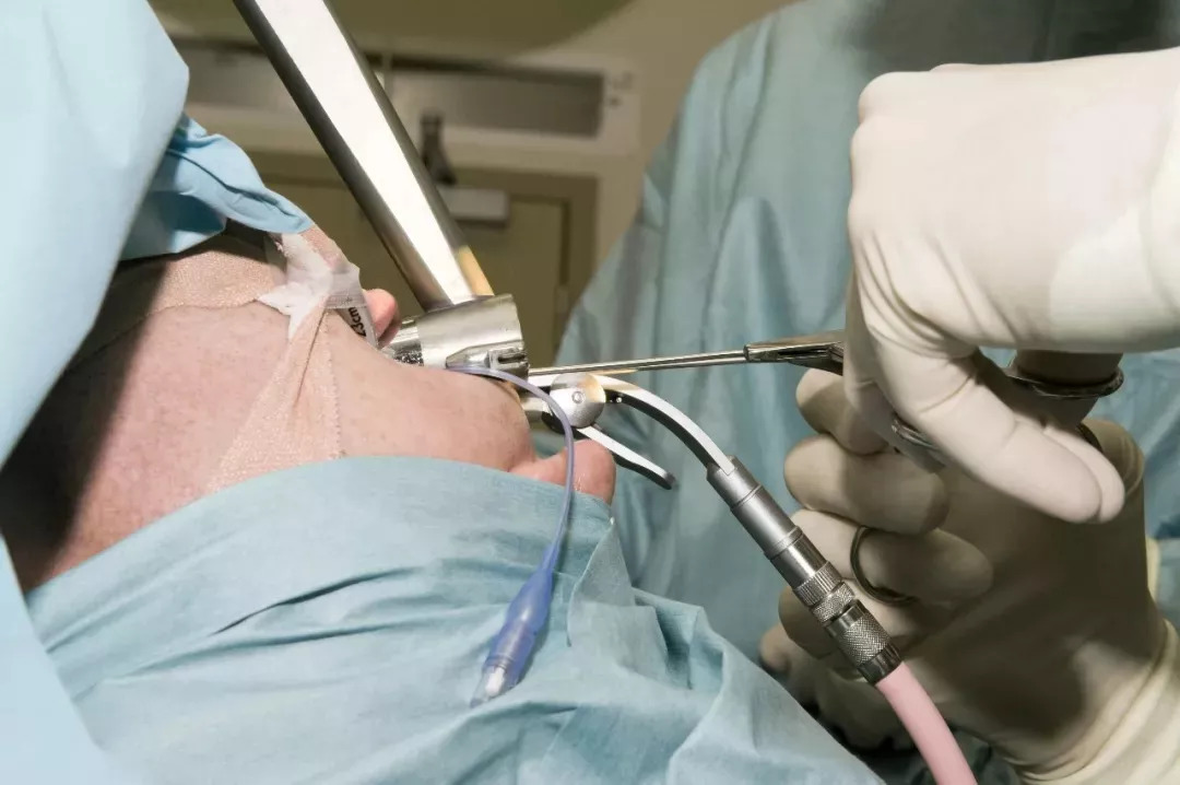 痛心女教师自杀事件,29岁女教师查出胃癌