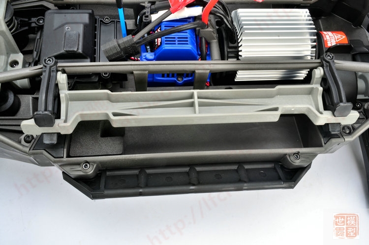 traxxas大脚车maxx,traxxasx-maxx多大