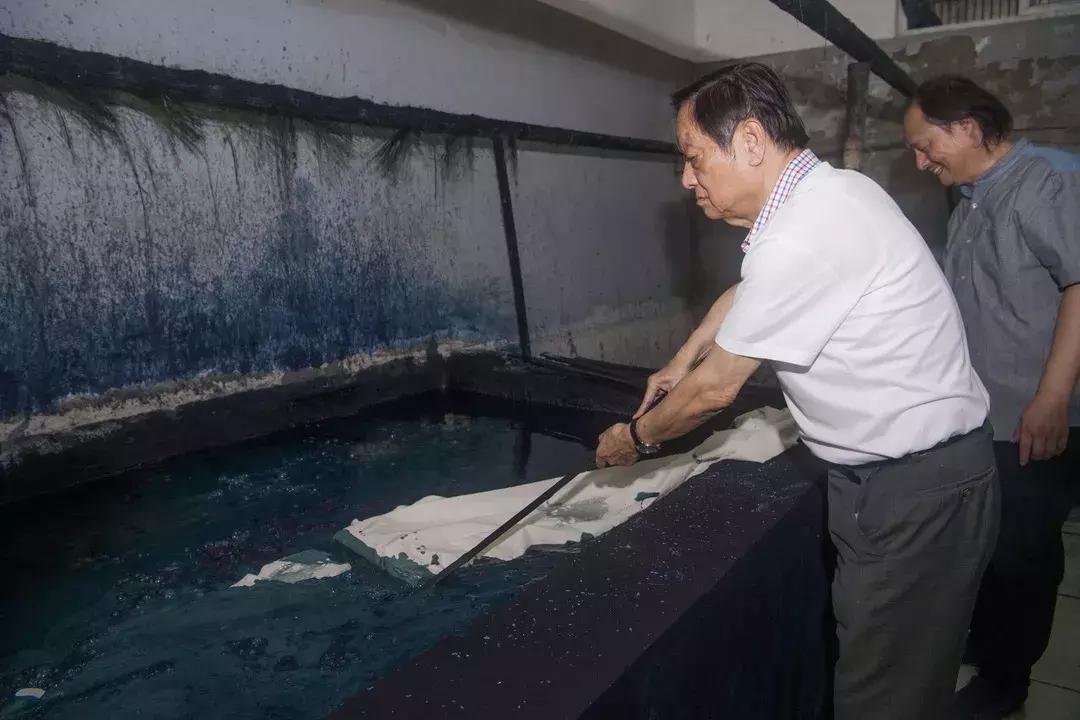 下工厂进车间,“80后”韩美林勃发生命本质里的艺术渴望