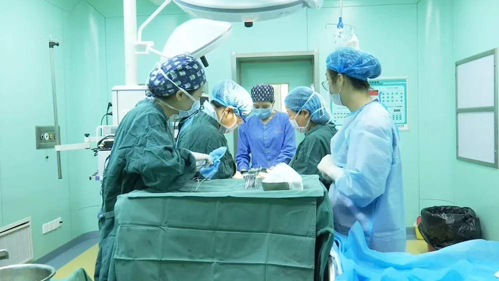 邳州中医院“牵手行动”,温暖冰冷手术!