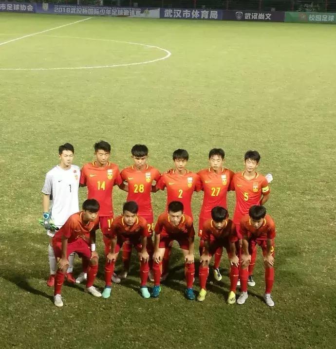 中国男足1:5输给泰国,中国男足0-1输给卡塔尔