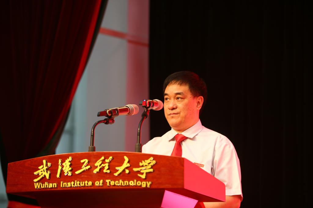 武汉工程大学2018新生开学典礼：6000名新生开启人生新篇章！