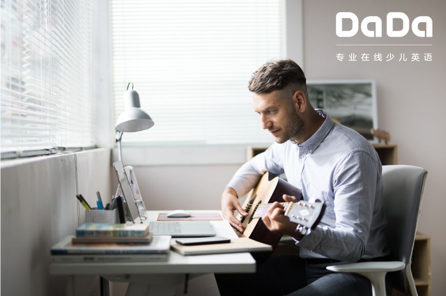 价格贵，效果差，孙丽代言的哒哒英语不能只靠“烧钱”营销