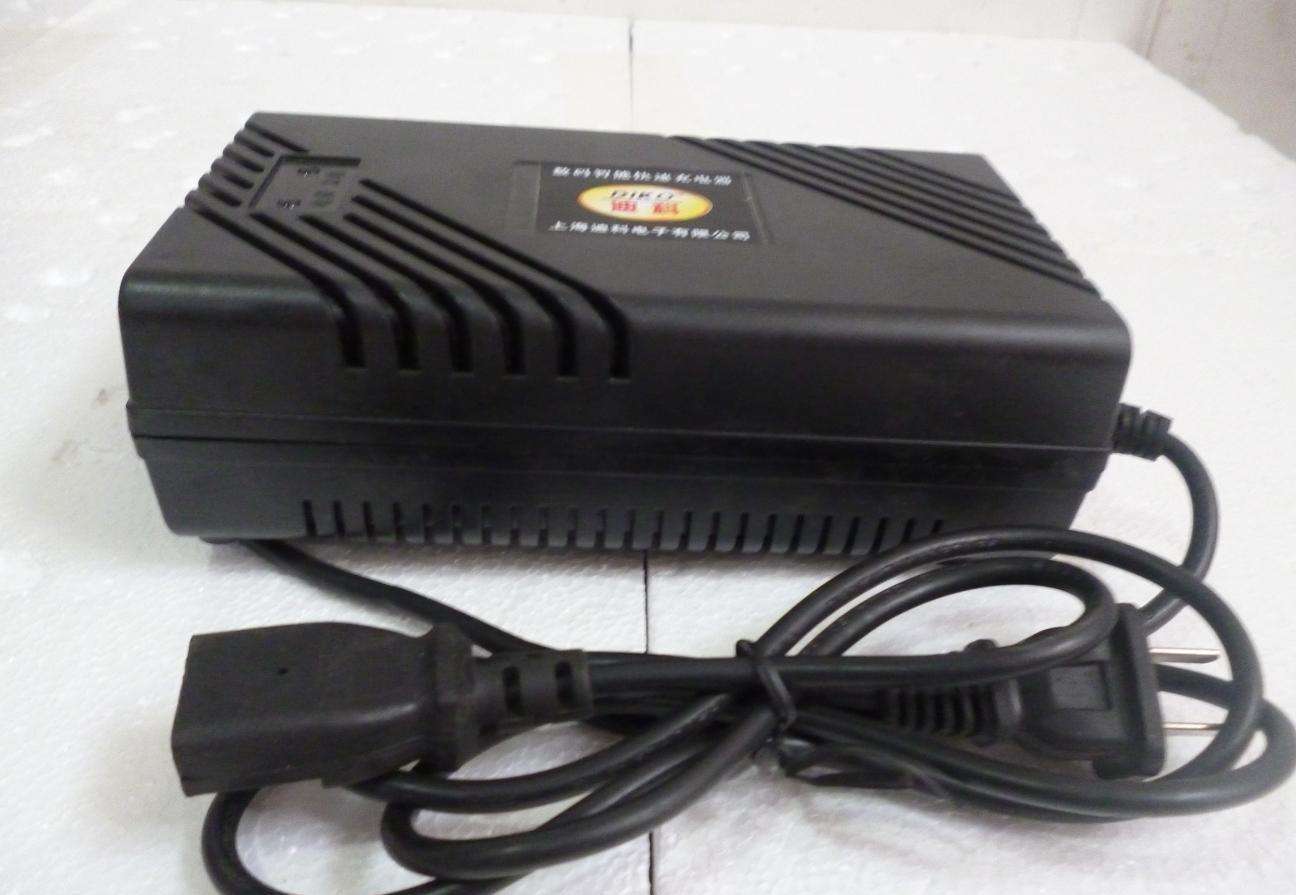 电动车电池充不进不去怎么办,电动车充不满电老是红灯怎么回事