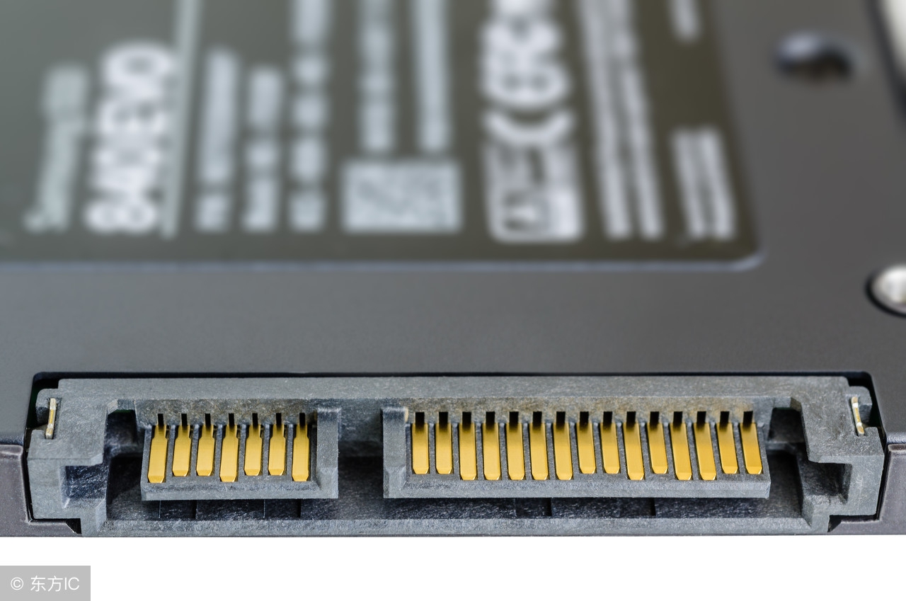 笔记本用ssd还是m2散热,笔记本用ssd槽加显卡