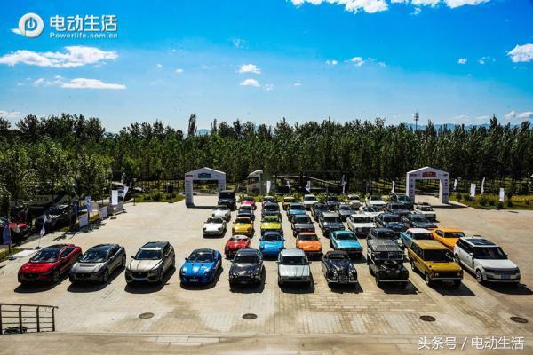 山路陡坡十八弯太刺激,山路上坡多什么电动车合适