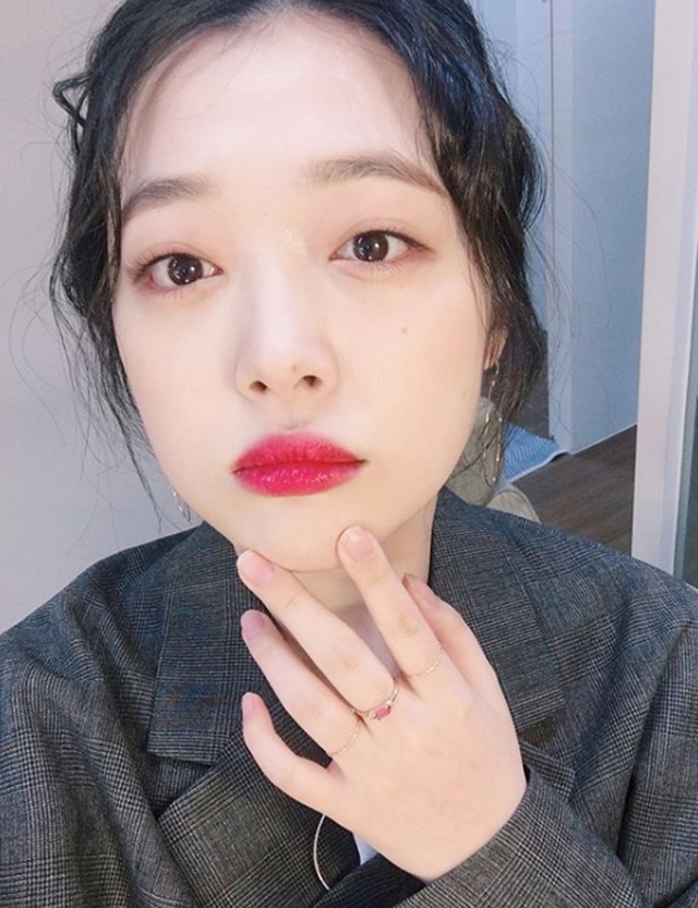 就差这几步，让你的唇膏画出美妆博主的范儿！