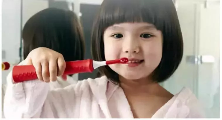 几岁的儿童牙齿就烂了是什么原因,宝宝牙齿烂光了只剩下牙根怎么办