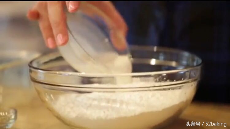 翻拌蛋糕糊的窍门,滴落蛋糕制作步骤你学会了吗