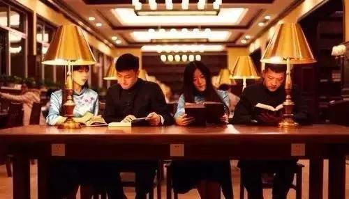 致拼搏奋斗路上莘莘学子,致莘莘学子的图片