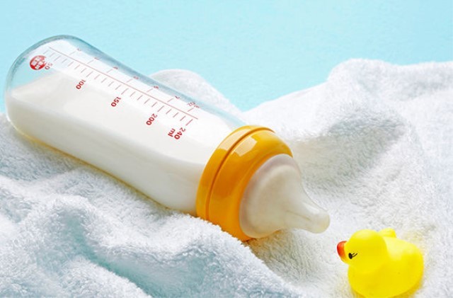 宝宝断奶吃饭用不用喝奶粉,一周岁宝宝断奶后不吃奶粉可以吗