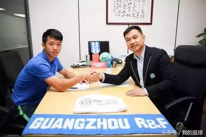 边读研，边踢中超，这个年轻人要逆天！
