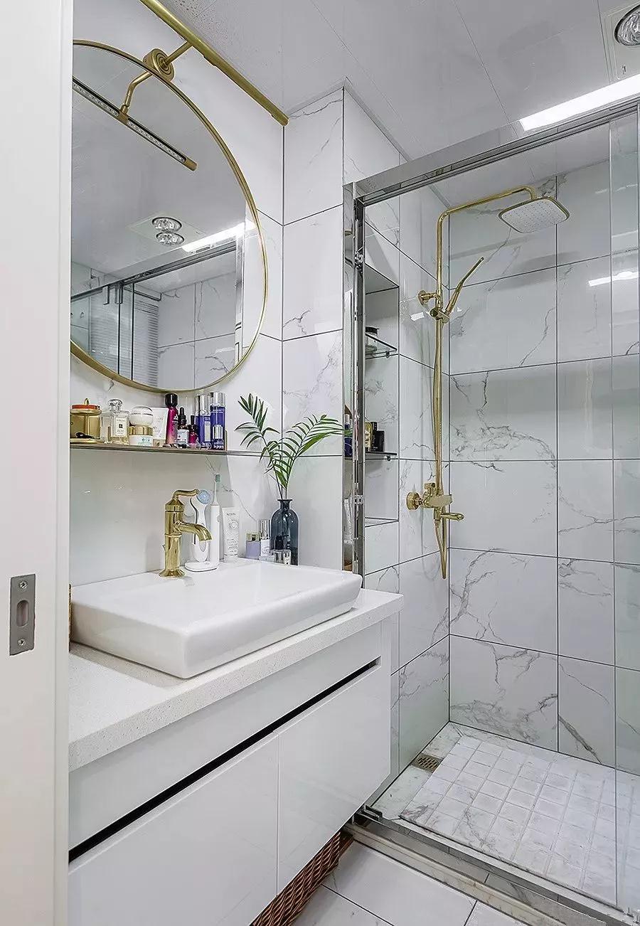 卫生间光线太暗怎么装修好看,卫生间光线不好贴什么瓷砖好看