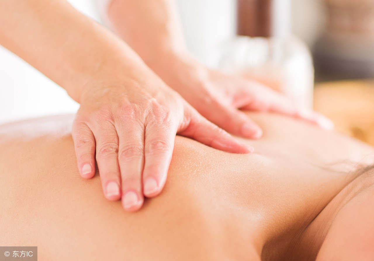 中医按摩手哪里缓解颈椎不适,治疗颈椎疼痛按摩手法