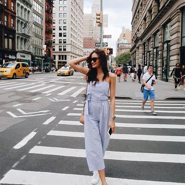 靠自己努力成功的人物,最经典的一次维密走秀