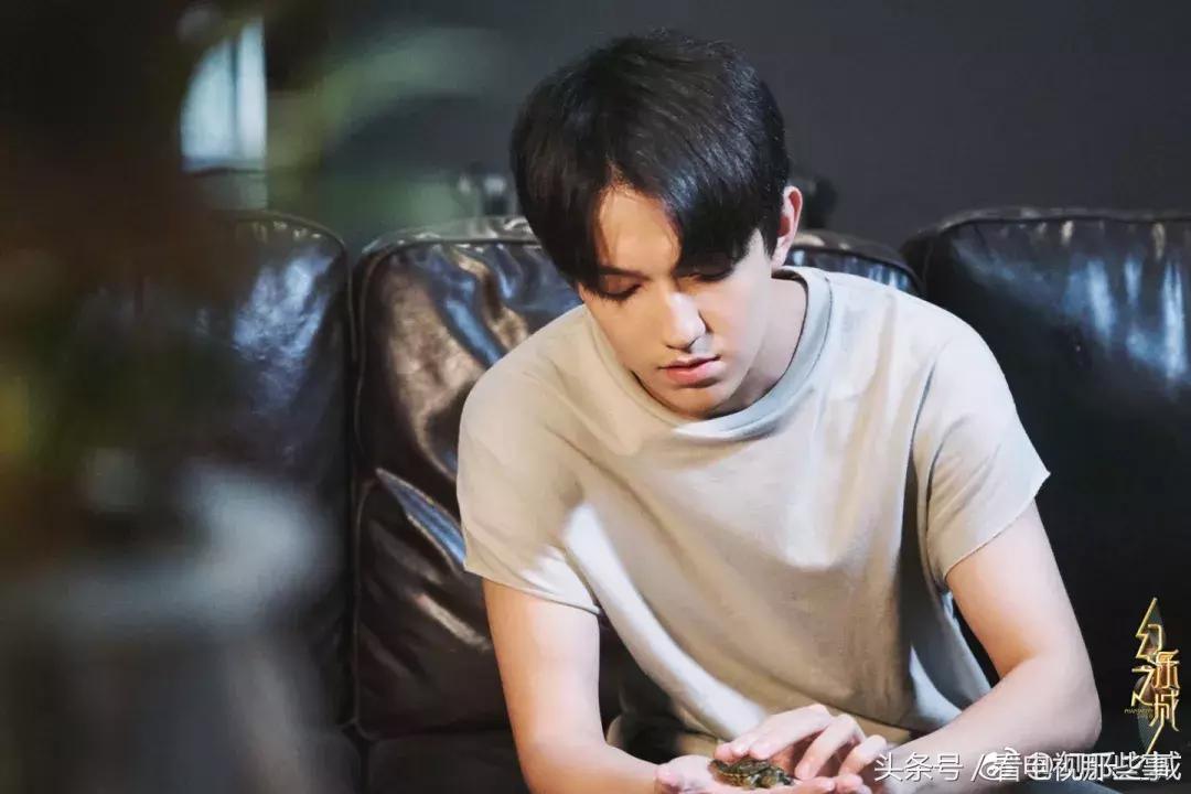 迪玛希幻乐之城重启爱情,幻乐之城迪玛希荧屏初吻