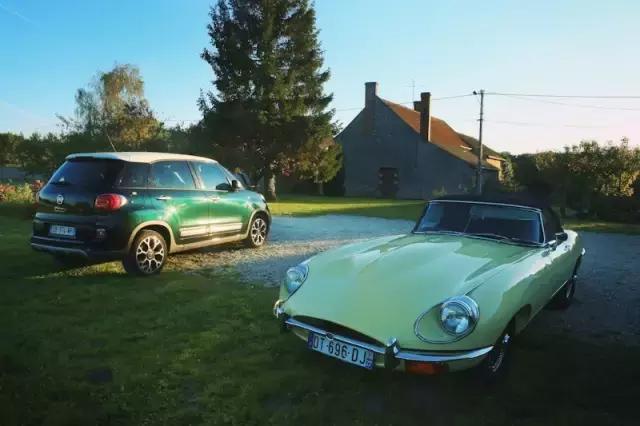 生活在别处完整版歌曲,生活在别处完整版