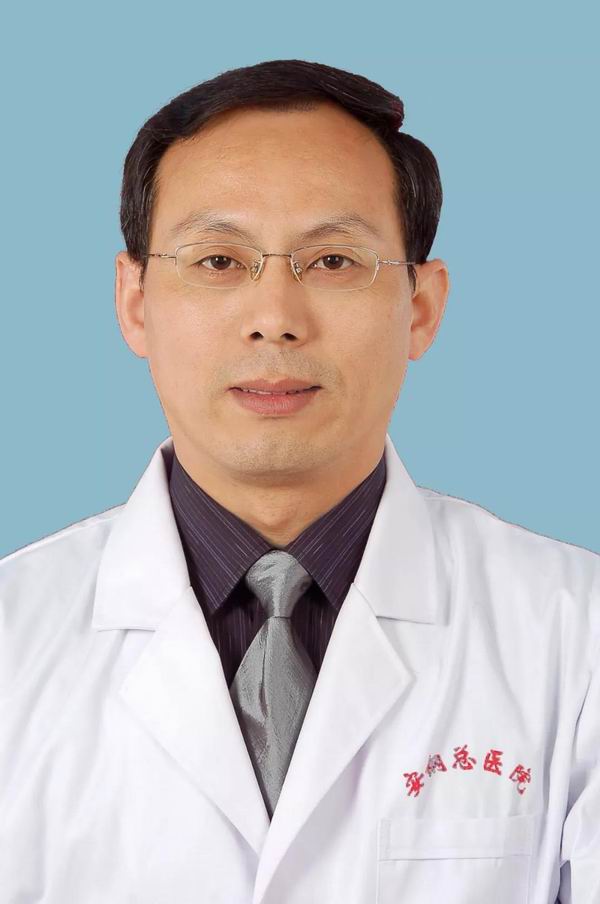 精益求精“镜”观全局的安钢总医院骨科专家冯世义