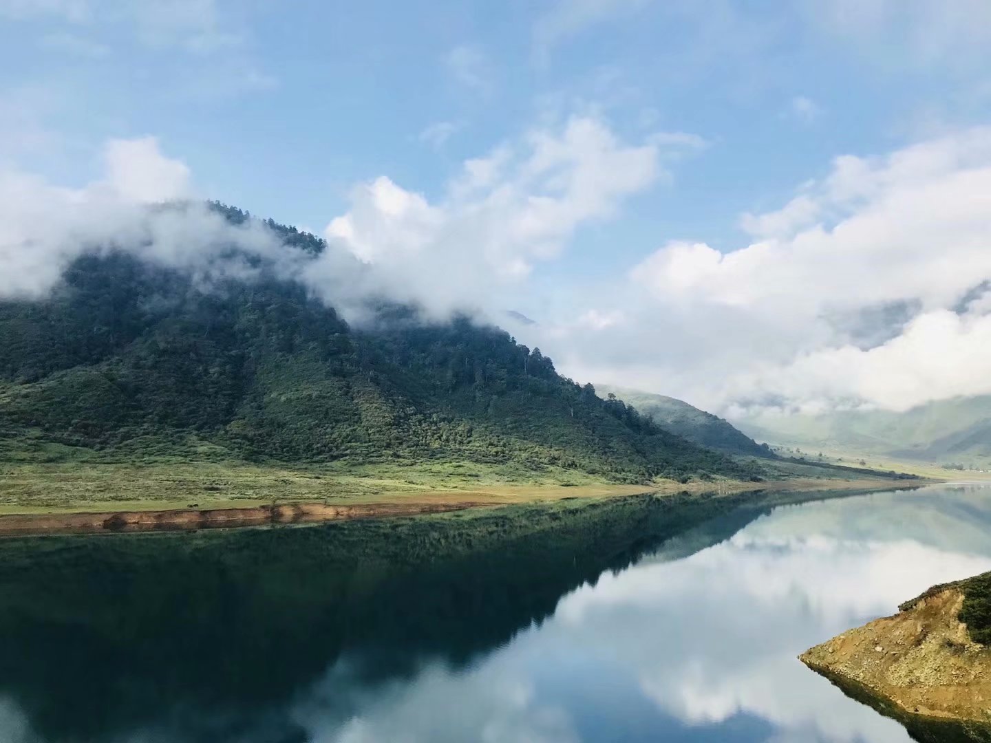 风轻云淡,不起波澜,你心中的世外桃源—冶勒湖