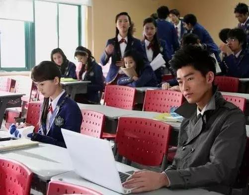 涓骇娑堣垂闄嶇骇,涓骇娑堣垂闄嶇骇鏁欒偛瀛╁瓙