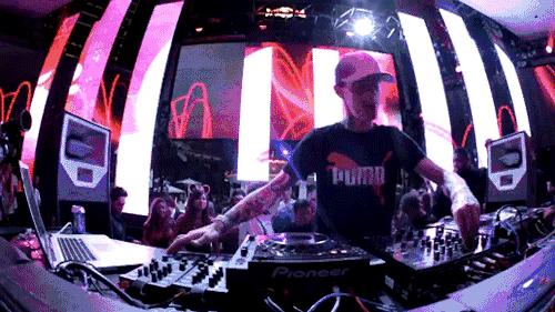 大汉悦中心元旦搞什么活动,大汉悦中心零食狂欢节