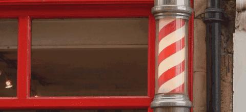 明明是科普纪录片，主持人却用自己的血做起了“暗黑美食”