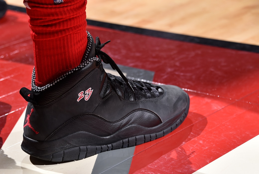 塔克球鞋上脚视频,塔克4000双球鞋