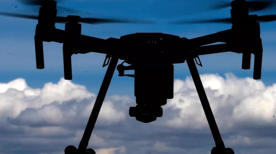 暗区突围小黑无人机,暗区突围无人机