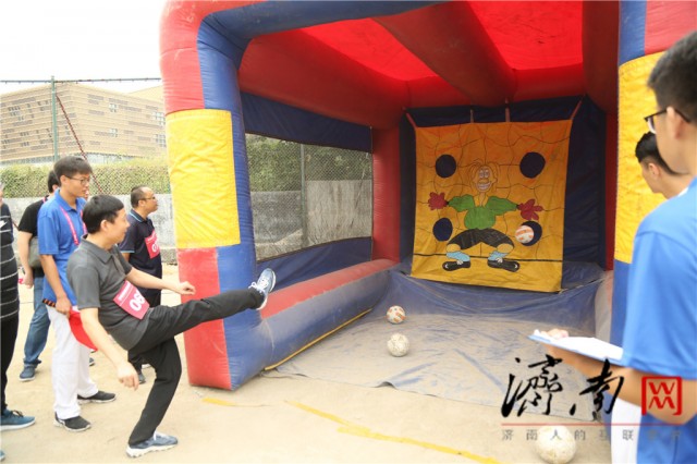 第四届济南市高新区职工运动会隆重开幕，现场气氛热烈、精彩至极！