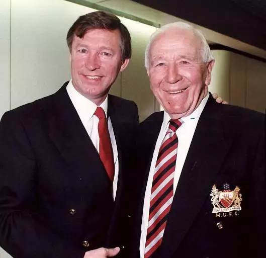 评：抚今追昔，20年前曼联开启三冠王征程全回顾