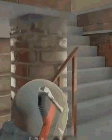 「轻松一刻」吃鸡gif：吃鸡史上最神秘的生化*器武**，竟能毒杀队友！