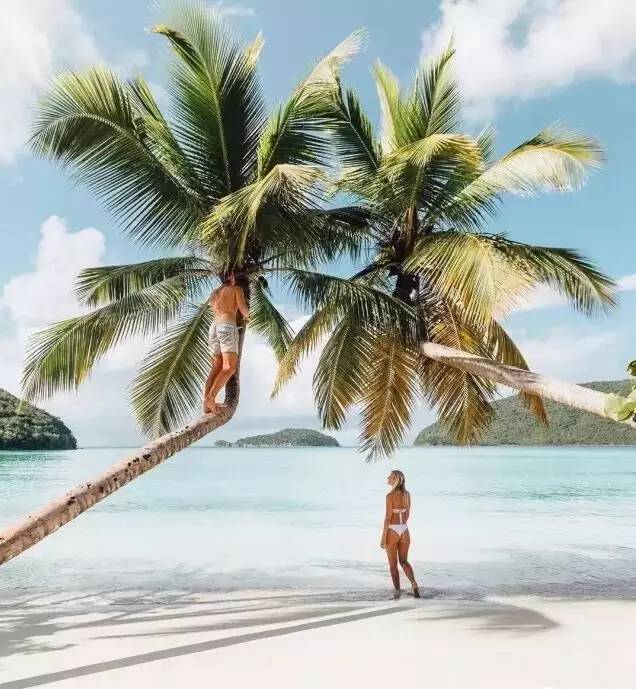 拿着攒下的3万块，买了张去曼谷的单程机票，开始了段崭新的人生