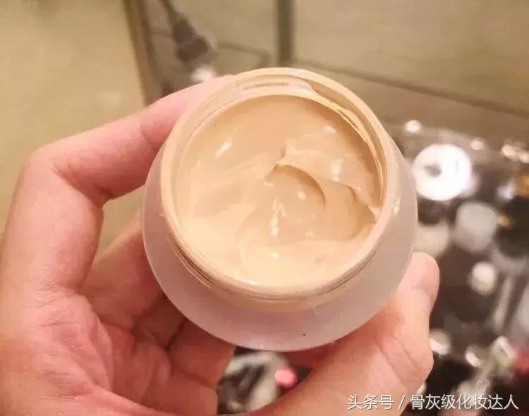 保湿遮瑕持久不脱妆粉底,粉霜和粉底液哪个更遮瑕